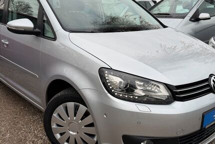VW Touran 156.359 km 8.490 &euro; Berlin 13089