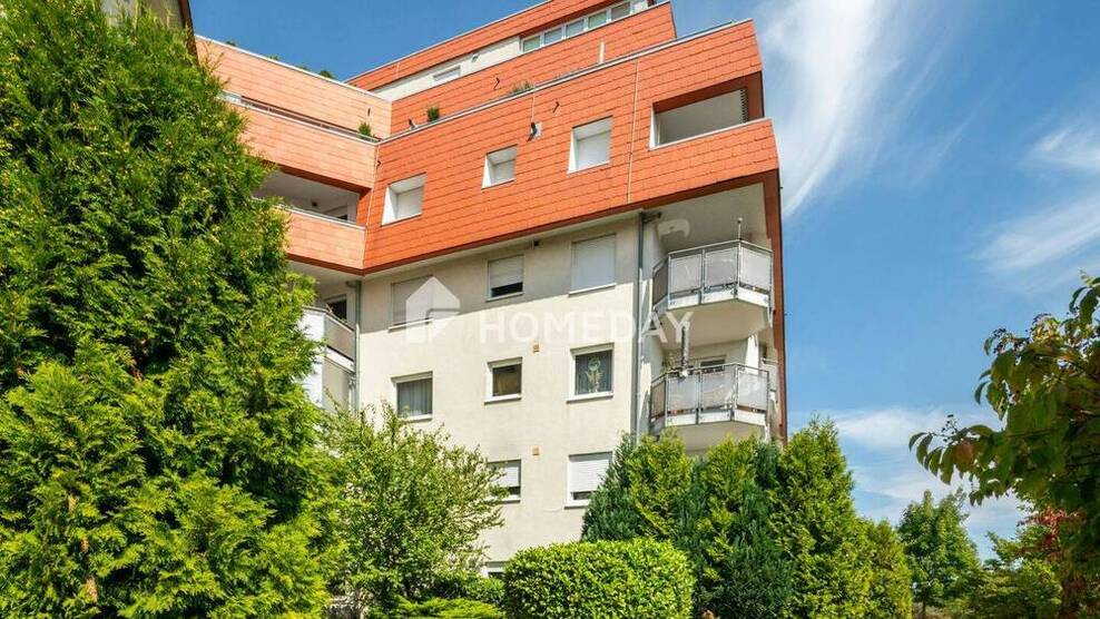 Gut geschnittene Zweizimmerwohnung mit Loggia, Stellplatz und grüner Aussicht 2 zimmer