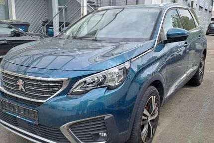 Peugeot 5008 115.872 km 20.999 &euro; Kirchheim bei München 85551