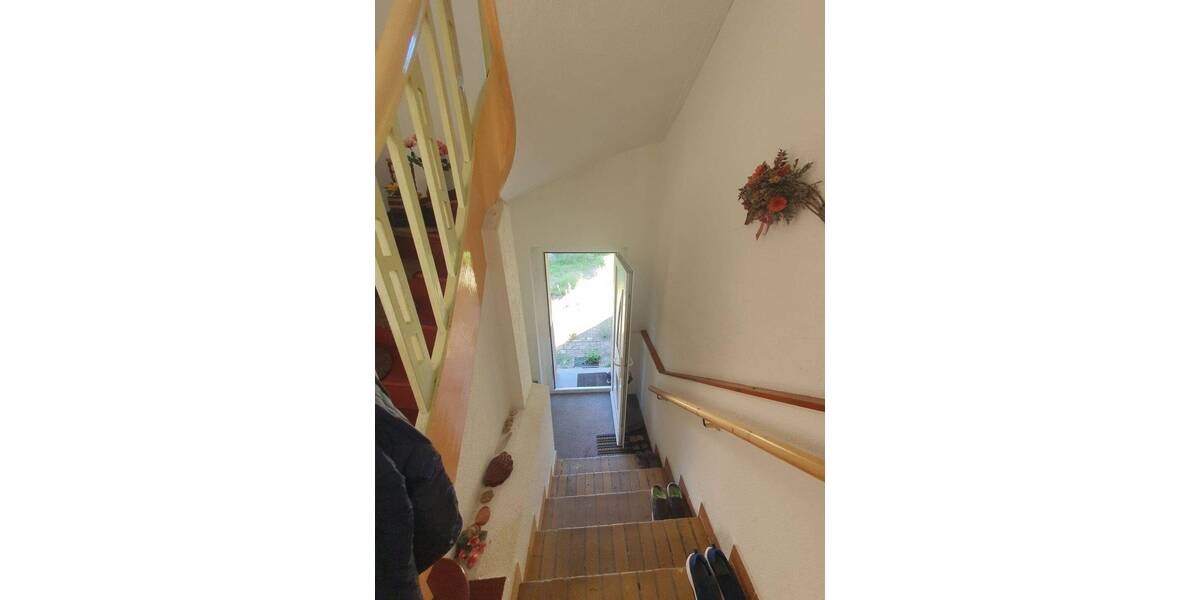 Doppelhaushälfte Bad Schmiedeberg - 4 Zimmer, 104 m&sup2;, 109.000&euro; | Angebot:25665773