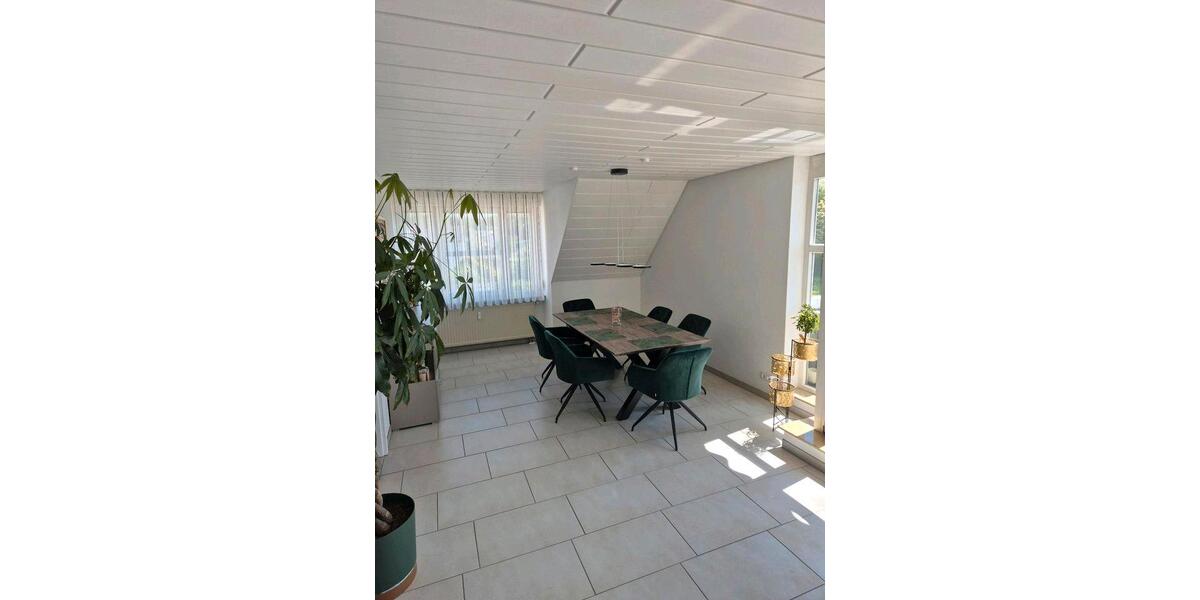Dachgeschoßwohnung Gottmadingen - 4 Zimmer, 133 m&sup2;, 430.000&euro; | Angebot:26624015