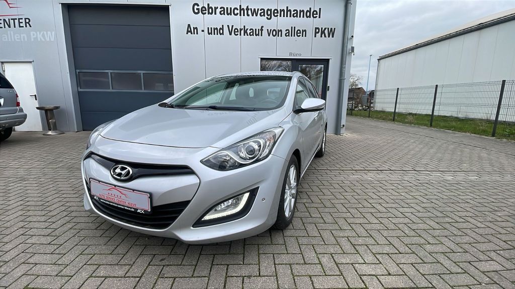 Hyundai i30 146.020 km 7.900 &euro; Bedburg-Hau 47551