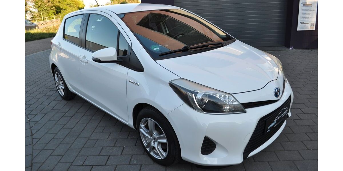 Toyota Yaris 90.000 km 9.850 &euro; Mannheim 68305