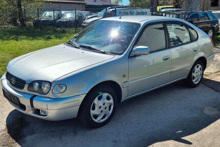 Toyota Corolla 127.500 km 2.799 &euro; Löwenberger Land OT Teschendorf 16775