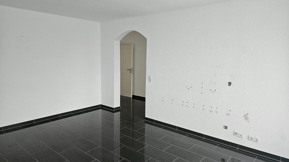 Etagenwohnung Ludwigshafen am Rhein Edigheim - 3 Zimmer, 71 m&sup2;, 183.500&euro; | Angebot:26061804