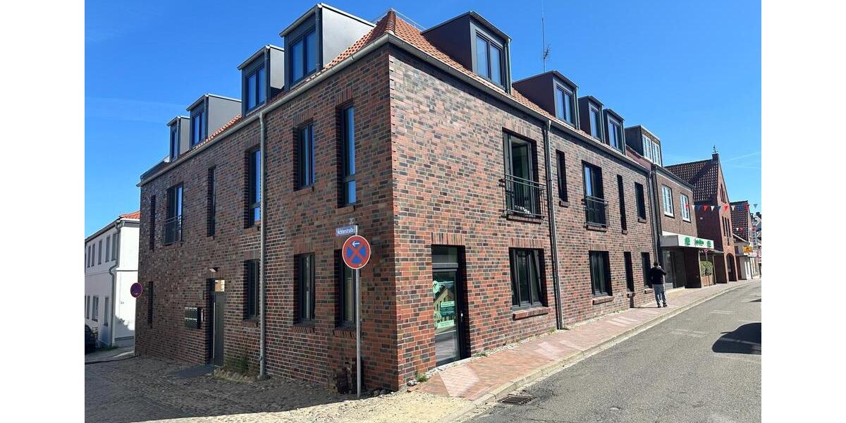 ERSTBEZUG Neubau Heiligenhafen ab sofort! Dachterrasse,Stellplatz 3 zimmer