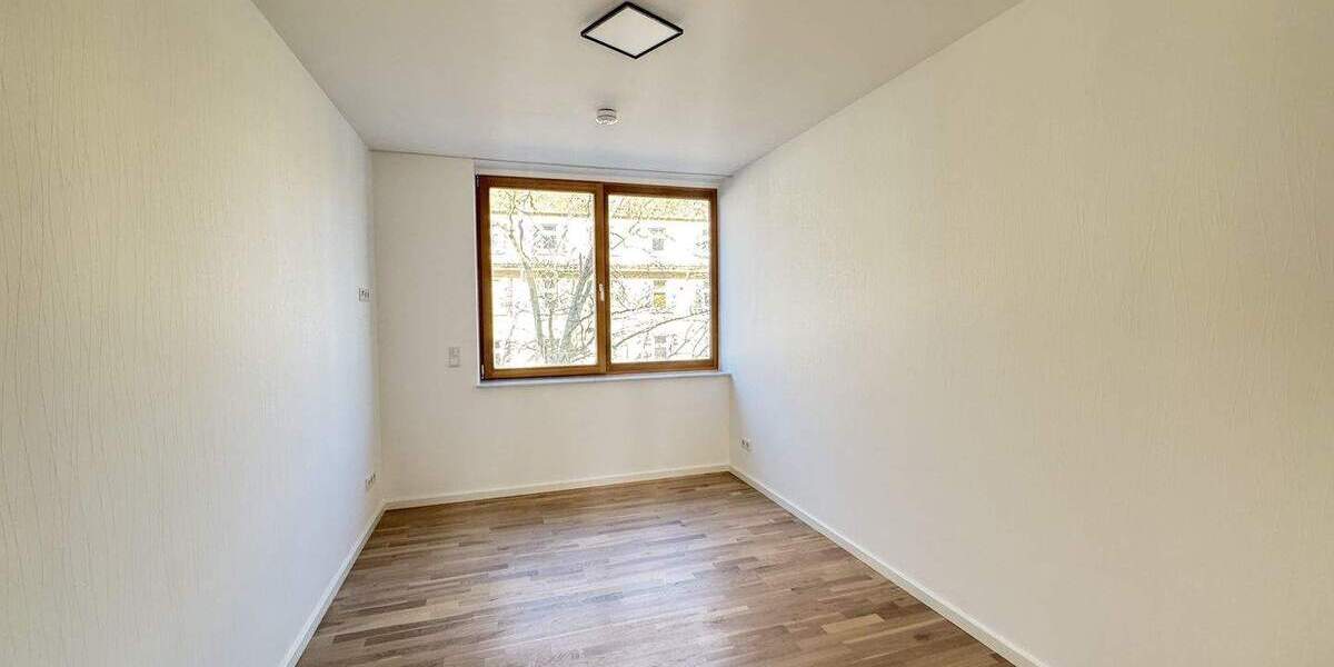 Etagenwohnung Kaiserslautern Innenstadt - 3 Zimmer, 107 m&sup2;, 1.150&euro; | Angebot:25290661