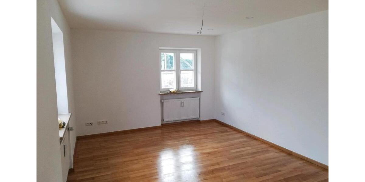Etagenwohnung Untergriesbach - 3 Zimmer, 85 m&sup2;, 750&euro; | Angebot:24747319