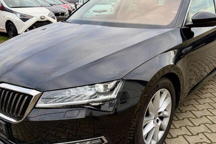 Skoda Superb 170.000 km 20.230 &euro; Zwenkau OT Löbschütz 04442