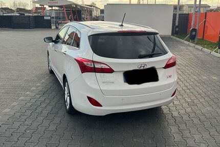 Hyundai i30 202.000 km 6.200 € Neustadt 67433