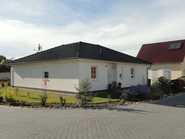Bungalowneubau für 2. Lebenshälfte, Siedlung Lerchenberg