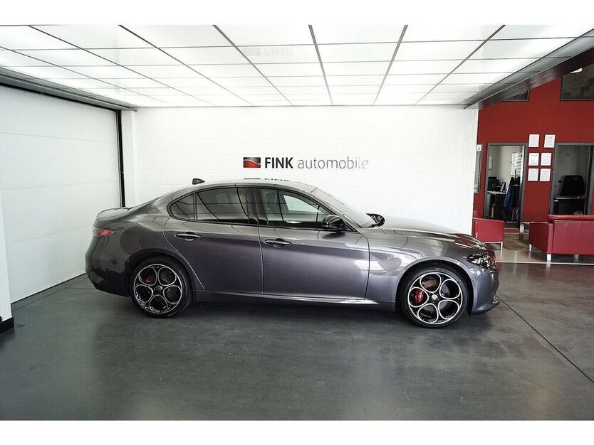 Giulia Veloce Q4 2.0 Turbo Harman-Kardon