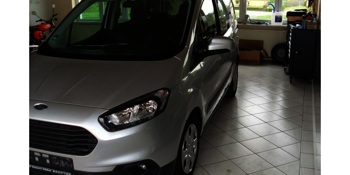 Ford Transit 64.000 km 8.900 &euro; Waldheim 04736