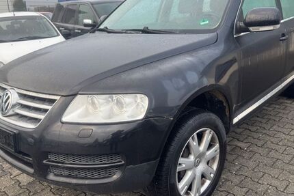 VW Touareg 150.000 km 3.200 &euro; Beselich- Obertiefenbach 65614