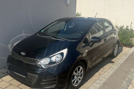 Kia Rio 99.500 km 6.990 &euro; Augsburg 86154