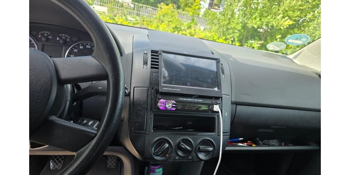 VW Polo 229.740 km 2.700 € Essen 45121