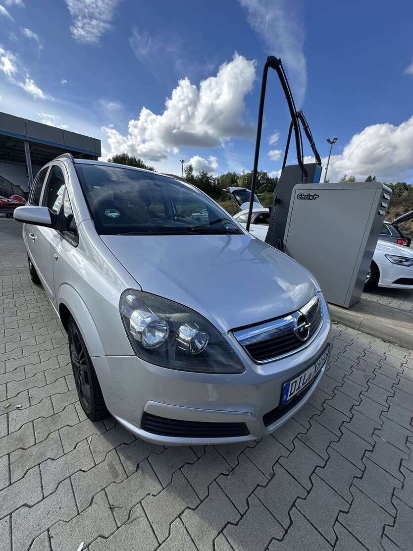 Opel Zafira 113.900 km 4.500 € Dietzhölztal 35716