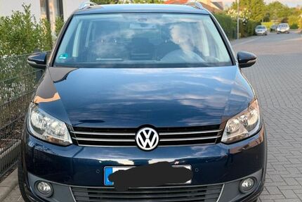 VW Touran 154.300 km 8.100 &euro; Vechelde 38159