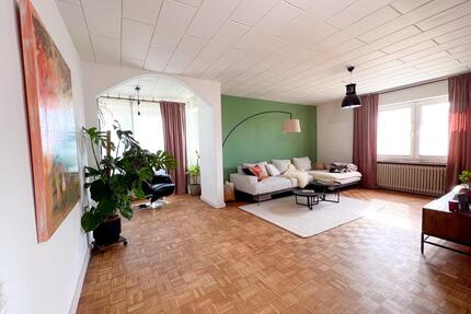 Schöne Erdgeschoßwohnung mit Feldrandlage und Garten