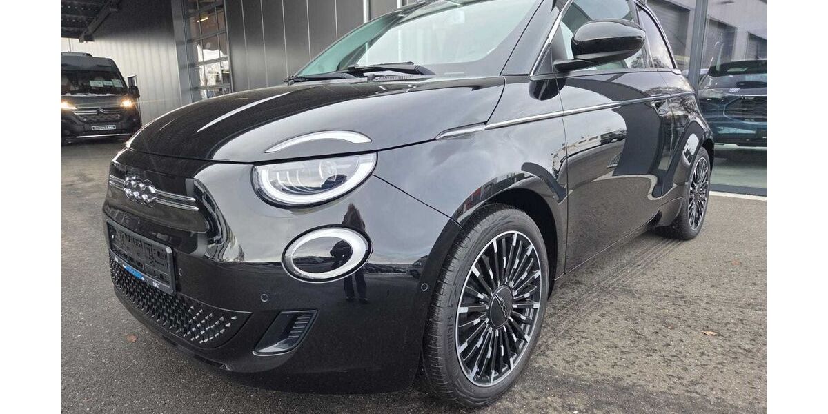 Fiat 500 35.610 km 19.880 &euro; Düren 52351