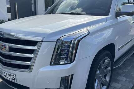 Cadillac Escalade 58.413 km 42.990 &euro; Kremmen OT Amalienfelde 16766