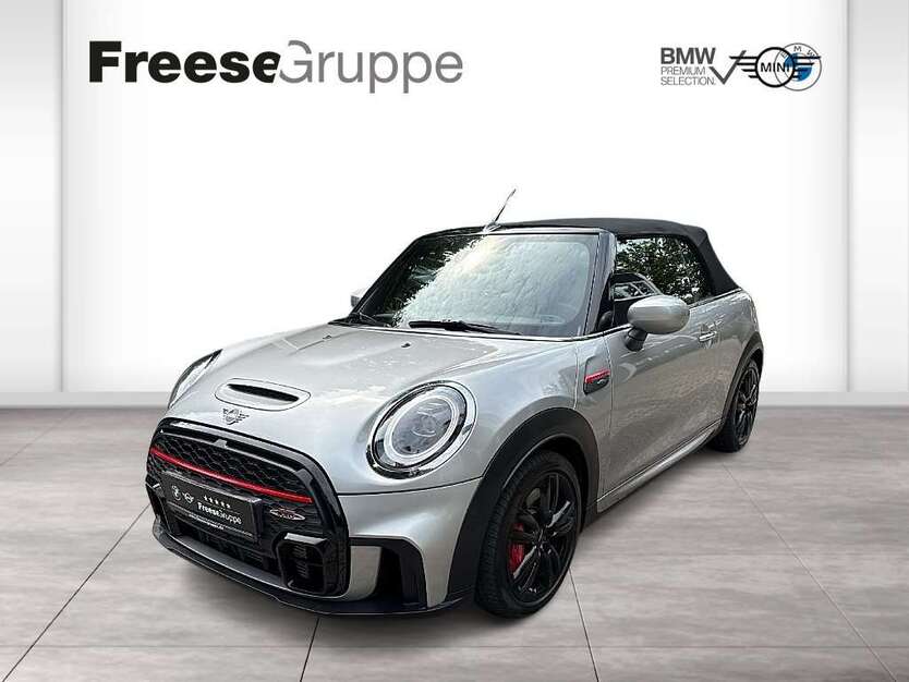 Mini John Cooper Works Cabrio 20.242 km 36.990 € Oldenburg 26135