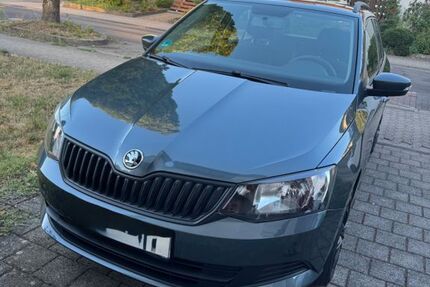 Skoda Fabia 82.500 km 9.450 &euro; Kirkel 66459