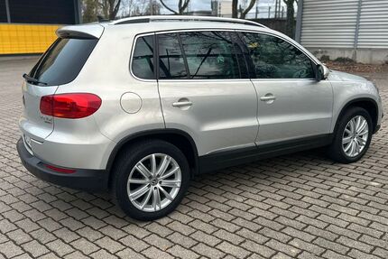 VW Tiguan 131.200 km 11.399 &euro; Stuttgart 70374