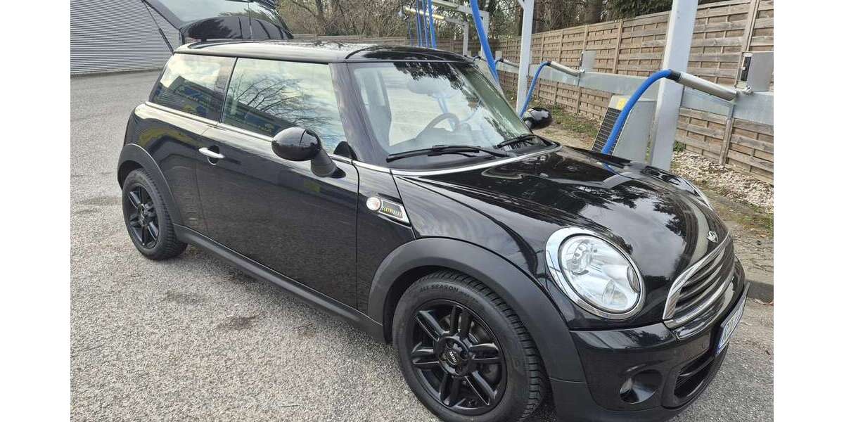 Mini One 171.500 km 5.950 &euro; Eckernförde 24340