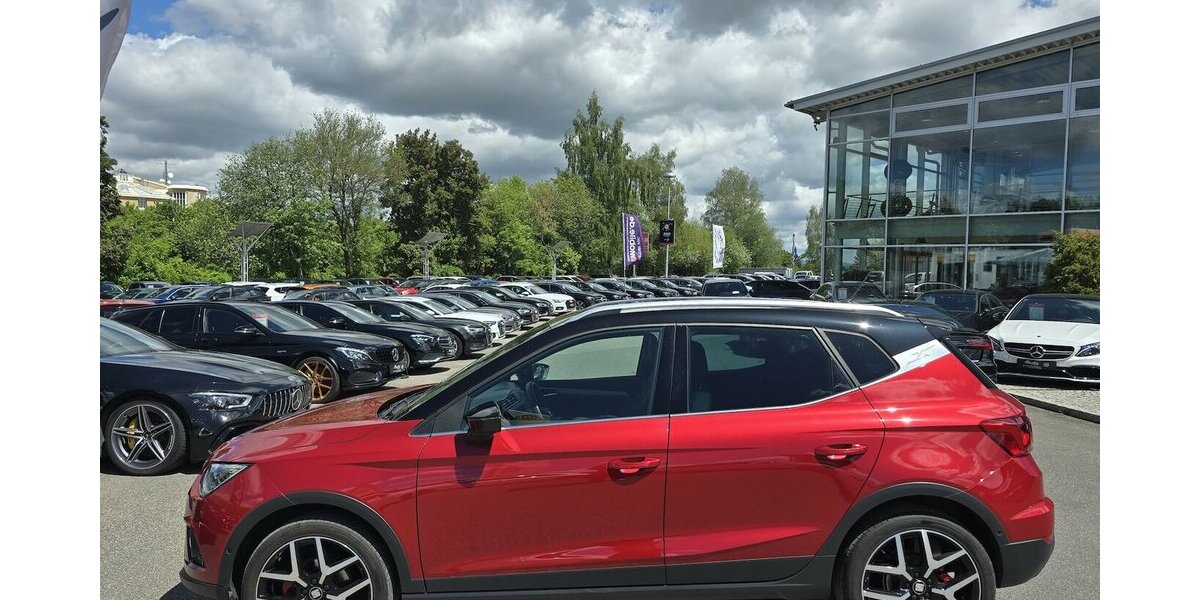 Seat Arona FR 1.5 TSI/LEDER/SOUND/LED/NAVI/DAB/1.HAND 65.729 km 17.800 &euro; Villingen-Schwenningen 78054