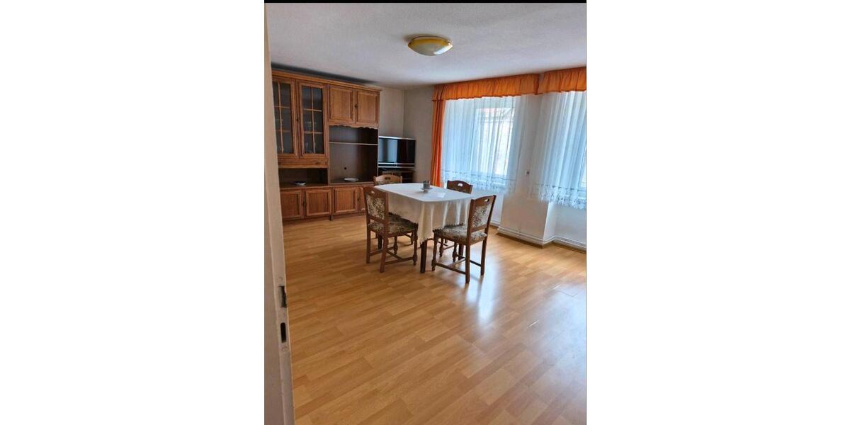 Einfamilienhaus Ballenstedt - 2 Zimmer, 104 m&sup2;, 74.000&euro; | Angebot:27073197