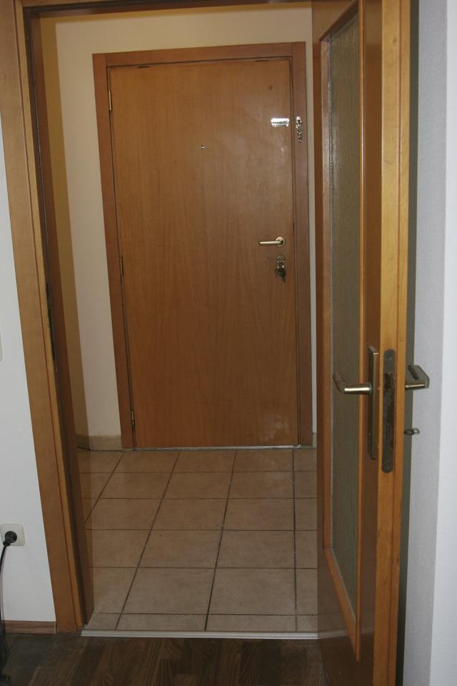 Helle 1-Zimmer Erdgeschoss-Wohnung mit Terrasse