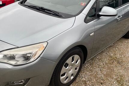 Opel Astra 217.000 km 2.600 € Mühlheim am Main 63165