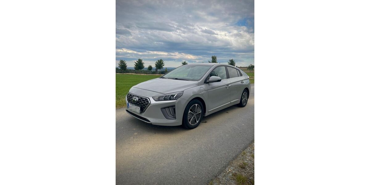 Hyundai IONIQ 55.000 km 19.999 € Gornsdorf 09390