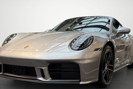 Porsche 992 8.000 km 168.911 &euro; Bonn 53119