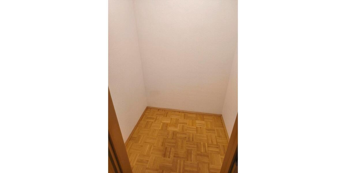 Etagenwohnung Erfurt Johannesvorstadt - 3 Zimmer, 80 m&sup2;, 950&euro; | Angebot:26393455