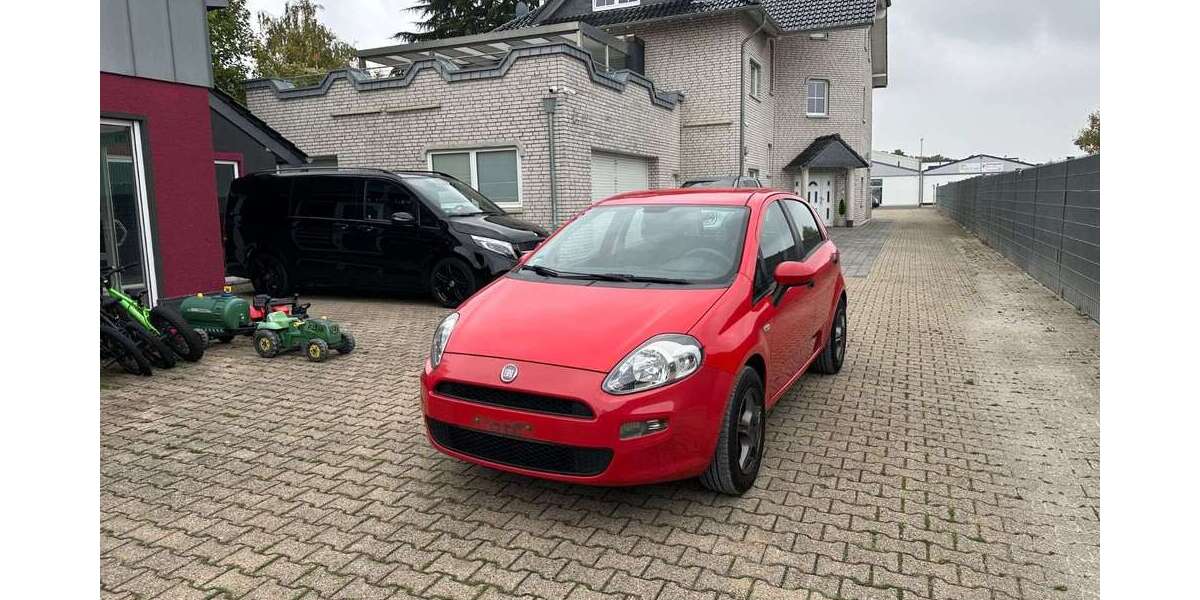 Fiat Punto 134.000 km 4.450 € Düren 52351
