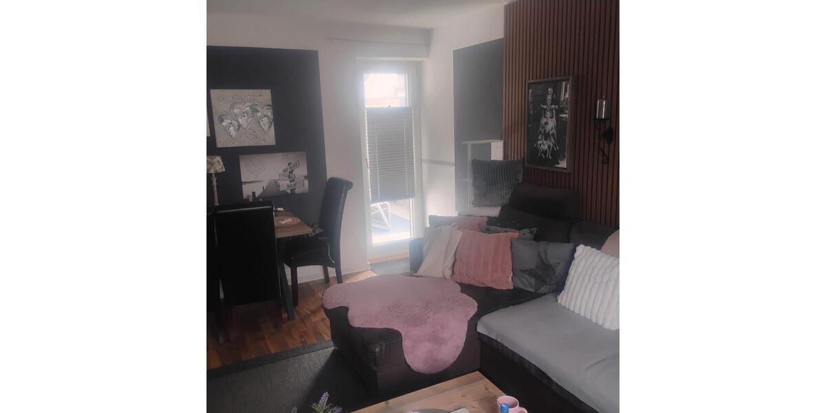 Erdgeschoßwohnung Neumünster - 4 Zimmer, 75 m&sup2;, 895&euro; | Angebot:25721722