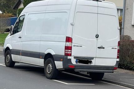 Mercedes-Benz Sprinter 204.500 km 7.990 &euro; Leverkusen 51381