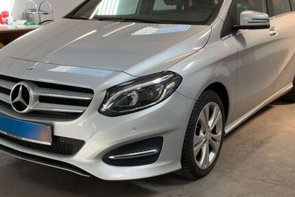 Mercedes-Benz B 200 123.900 km 11.870 &euro; Oberderdingen 75038