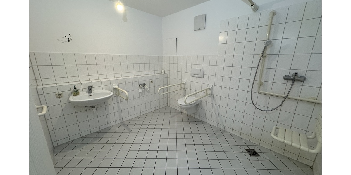 Idyllisch wohnen im Zentrum von Weida. 3 Raum Wohnung mit Balkon und Aufzug! - Etagenwohnung Weida Liebsdorf | Angebot:26882406