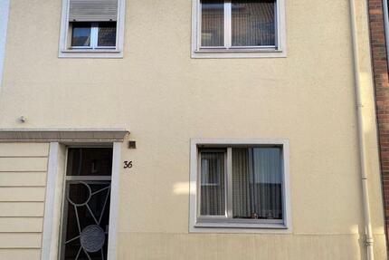 Charmantes Reihenhaus mit Schwimmband in Viersen Stadtmitte