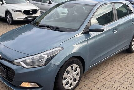 Hyundai i20 224.900 km 5.290 € Hamburg 21107