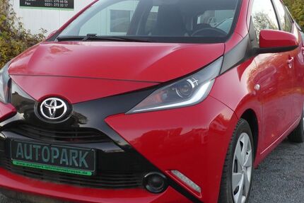 Toyota Aygo (X) 52.500 km 6.990 &euro; Dresden 01237