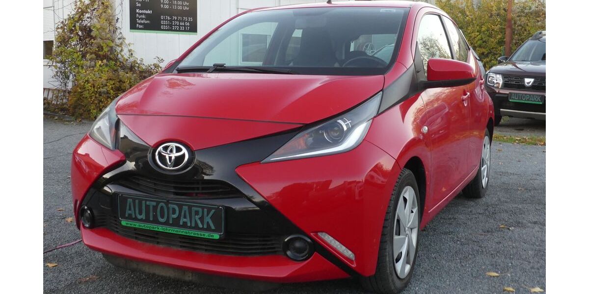 Toyota Aygo (X) 52.500 km 6.990 &euro; Dresden 01237