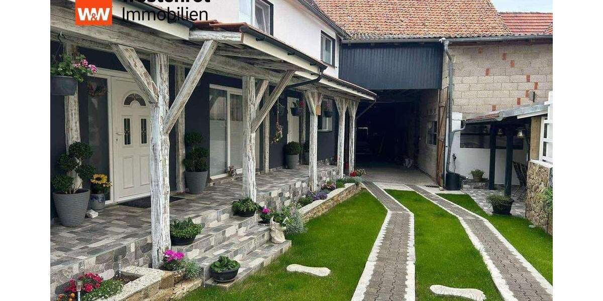 Einfamilienhaus Höchheim - 9 Zimmer, 196 m&sup2;, 240.000&euro; | Angebot:25662319