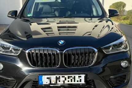 BMW X1 140.000 km 16.900 € München 81671