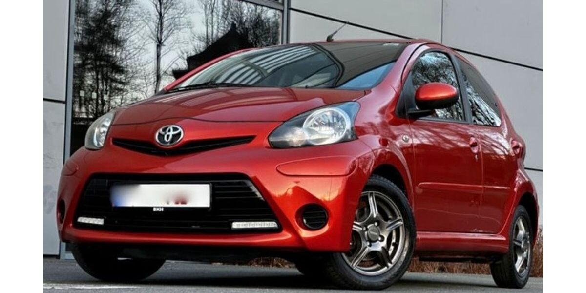 Toyota Aygo (X) 131.500 km 3.830 &euro; Hattersheim am Main 65795