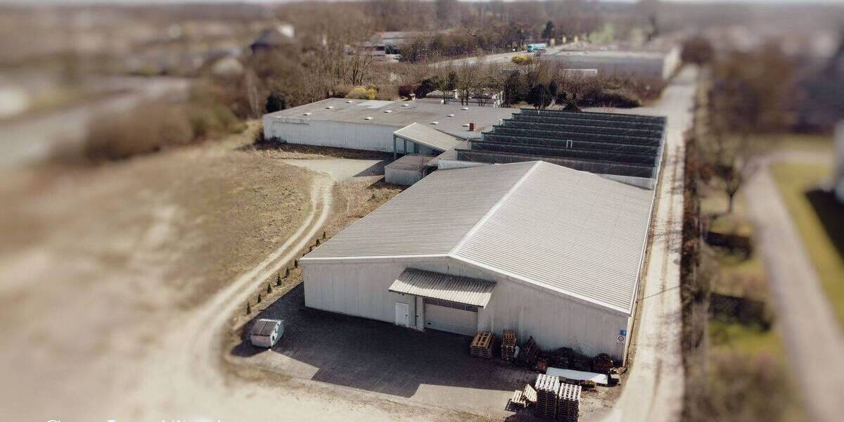 Winter im Gewerbepark Uelzen – Produktions-Lagerhalle, Verwaltungsgebäude & Wohnhaus zimmer