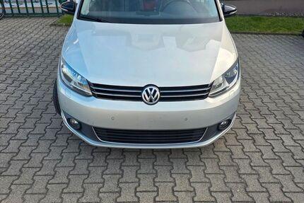 VW Touran 181.000 km 7.200 &euro; Ahorn 96482